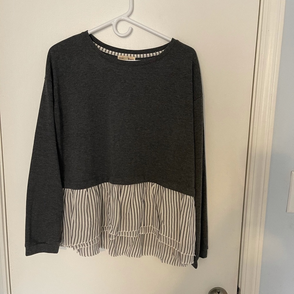 Sweater - Picture 3 of 4
